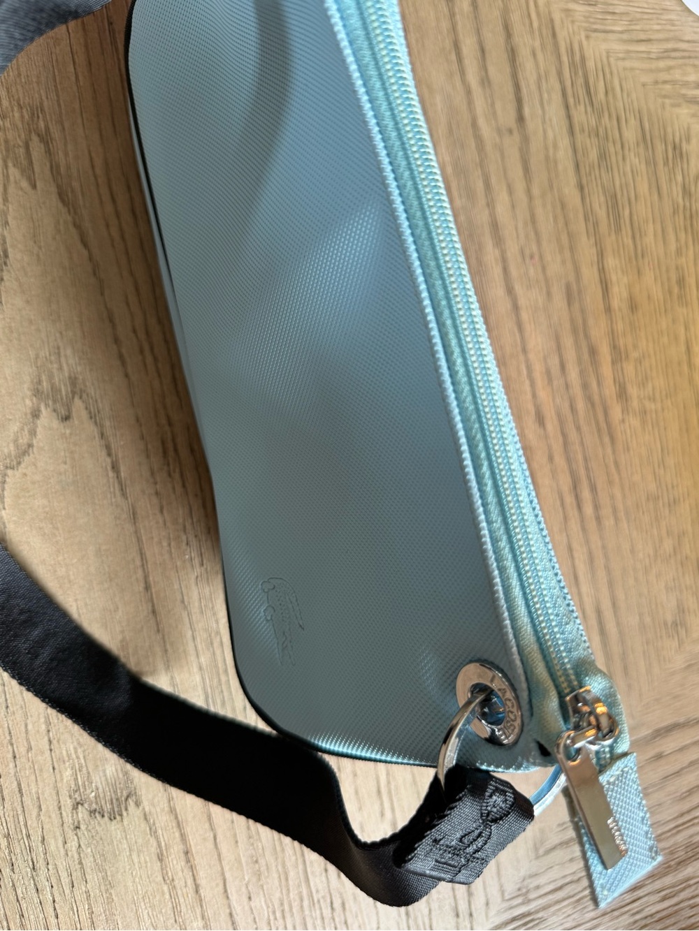Early 2000s Lacoste Vintage “Baguette” Baby Blue Shoulder Bag with Black Strap - Picture 6 of 9